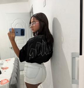 654267318: Chica busca chico en Córdoba