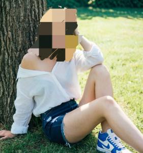 613417034: Chica busca chico en Pontevedra