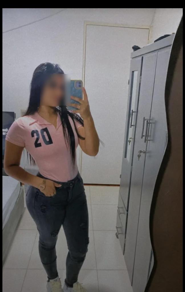 613945970: Chica busca chico en Ávila
