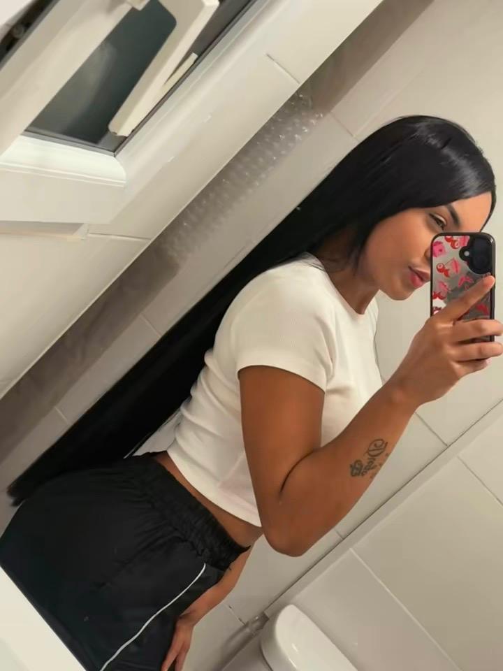 Chica busca chico en Barcelona: 