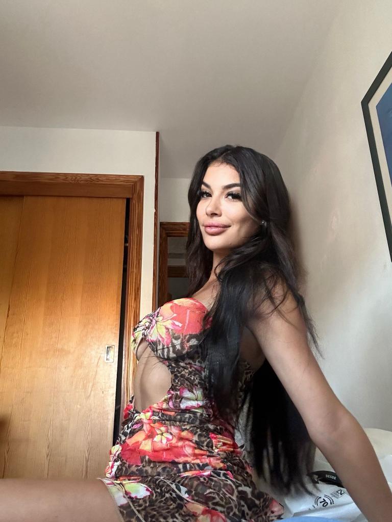 603989357: Chica busca chico en Ibiza