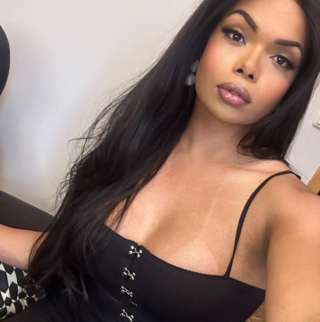 613407870: Travesti en Valencia