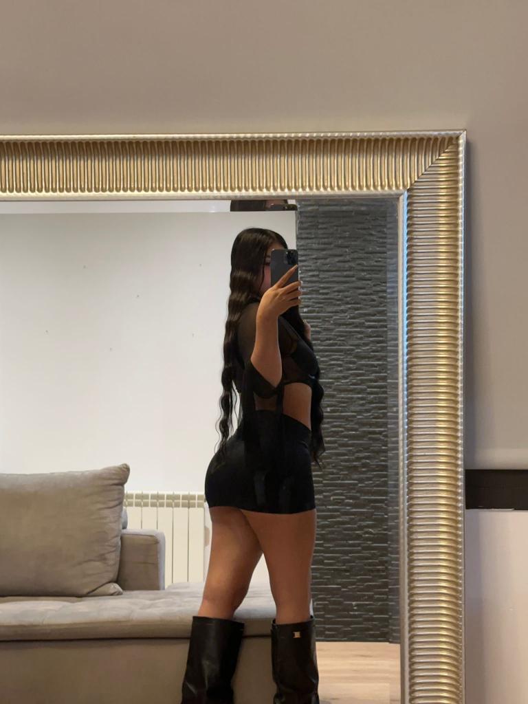 Chica busca chico en Valencia: Chica busca chico