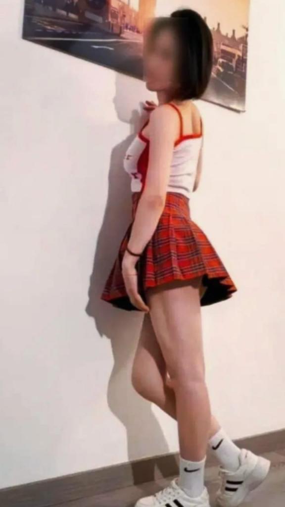 611289860: Chica busca chico en Pontevedra