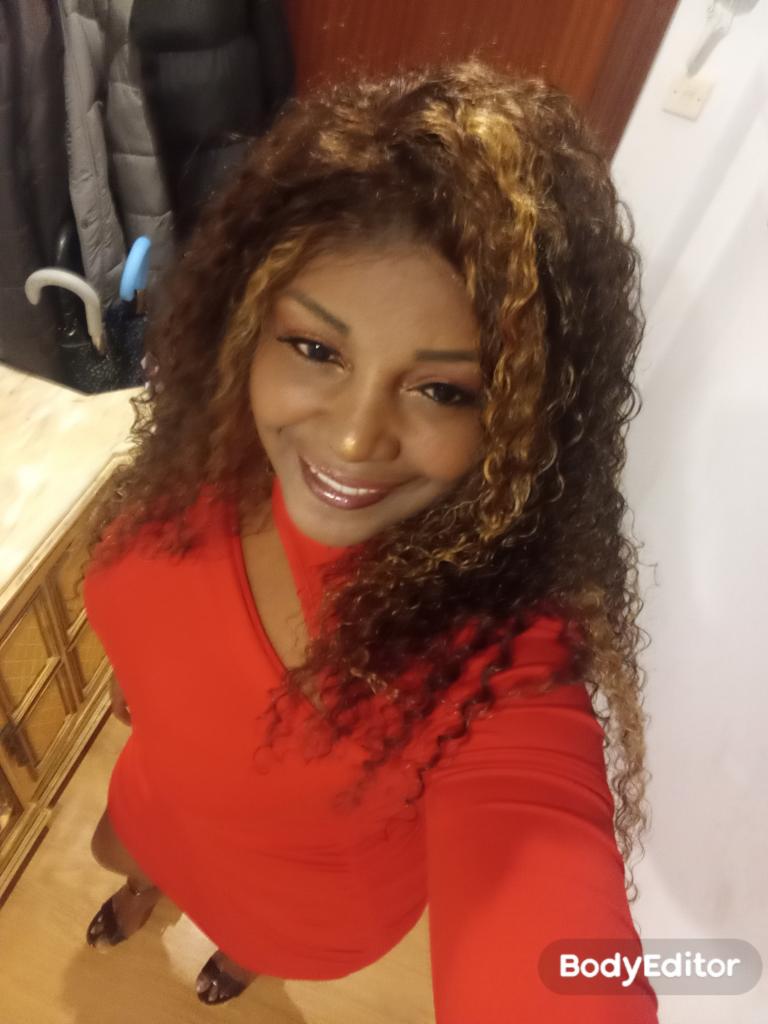 Chica busca chico en La Rioja: 