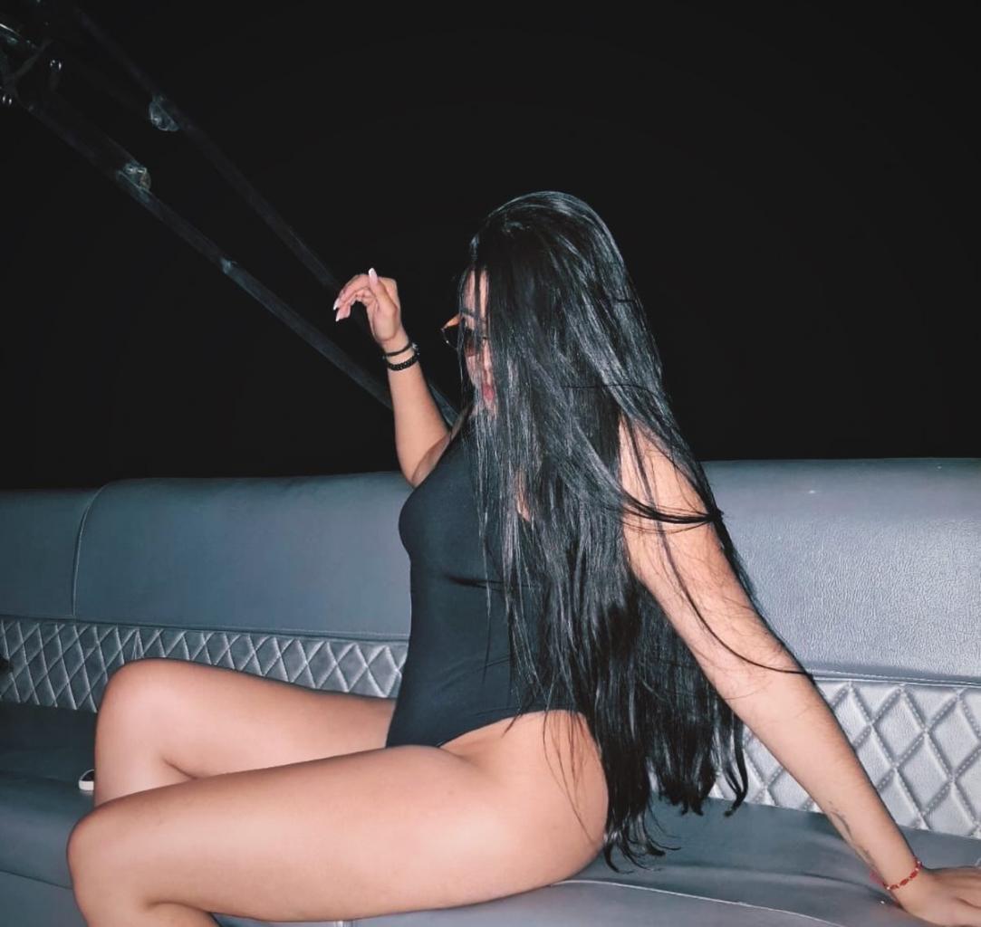 662308435: Chica busca chico en Málaga