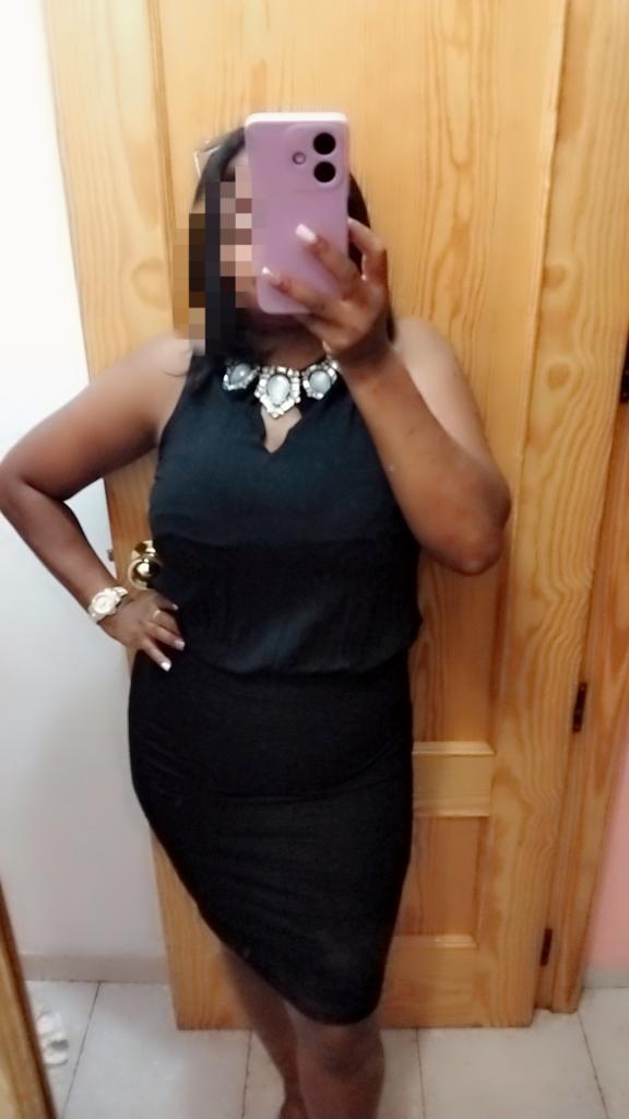 Chica busca chico en Almería: 
