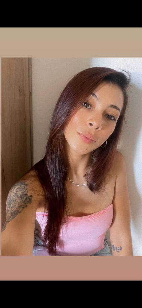 661296538: Chica busca chico en Málaga