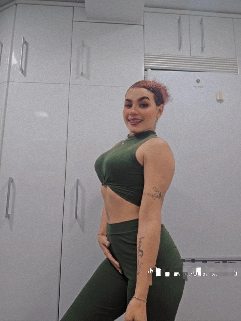 Chica busca chico en Cádiz: 