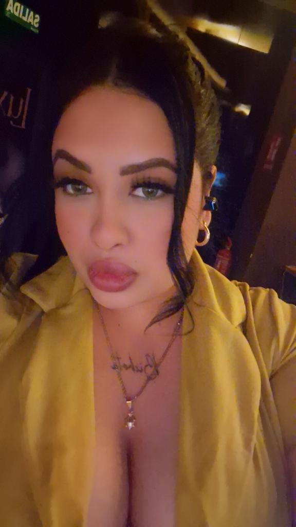 Chica busca chico en Huesca: 