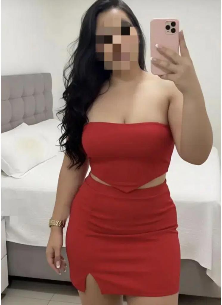 Chica busca chico en Cádiz: 