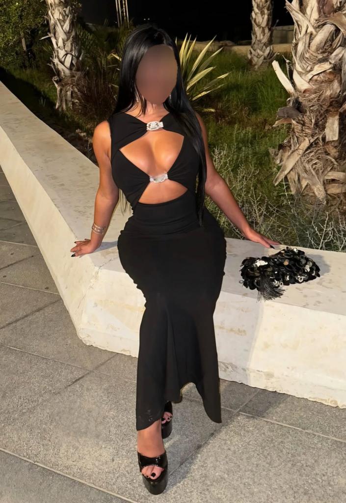 651417406: Chica busca chico en Barcelona