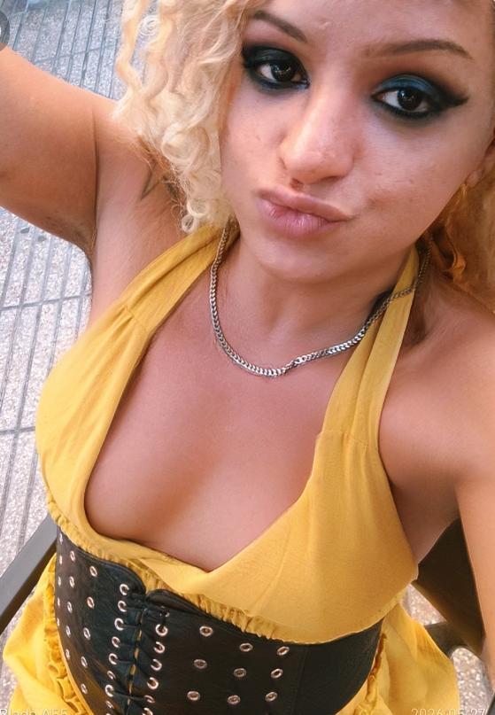 633085495: Chica busca chico en Cádiz