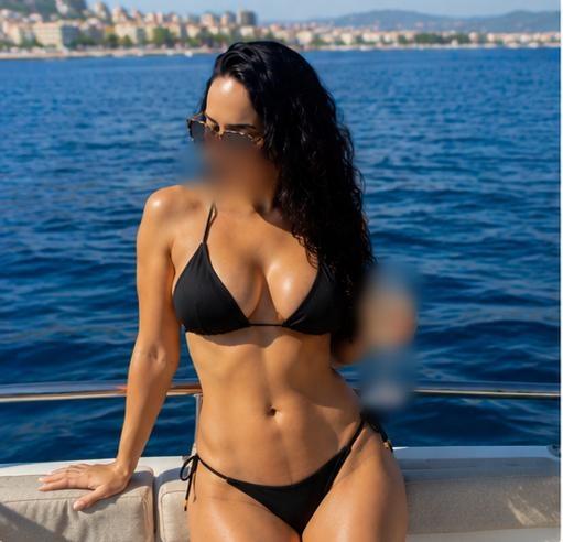 Chica busca chico en Ibiza: 