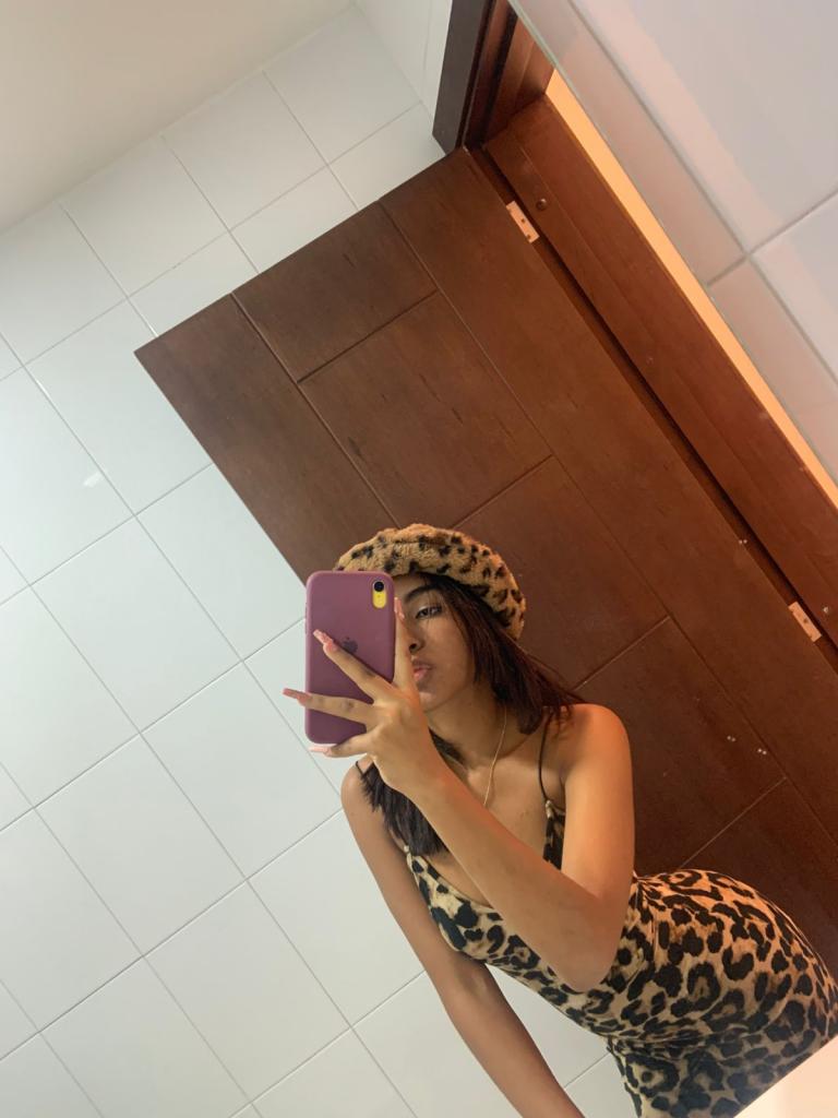 654267318: Chica busca chico en Córdoba