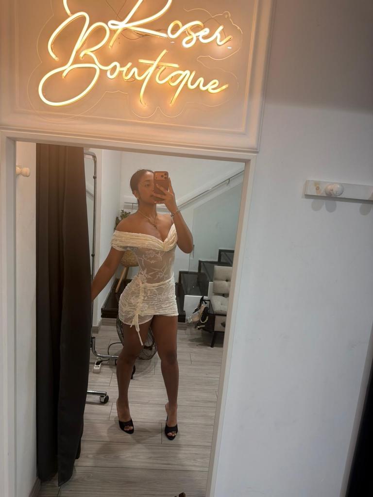 600704225: Chica busca chico en Barcelona