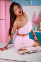 631184613: Chica busca chico en Barcelona