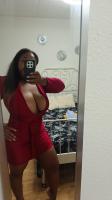 745071460: Chica busca chico en Barcelona