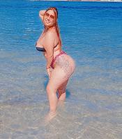 670276934: Chica busca chico en Ibiza