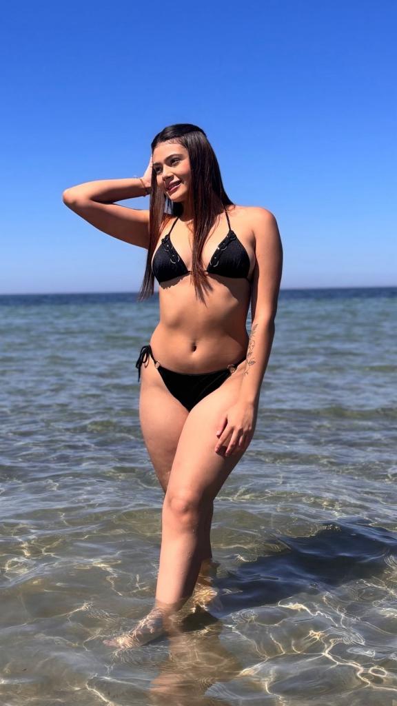 Chica busca chico en Alicante: Chica busca chico