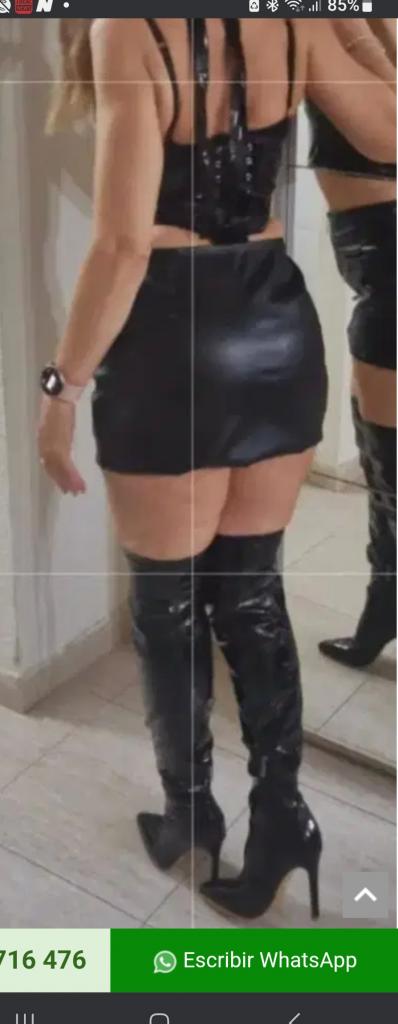 Chica busca chico en Almería: Chica busca chico