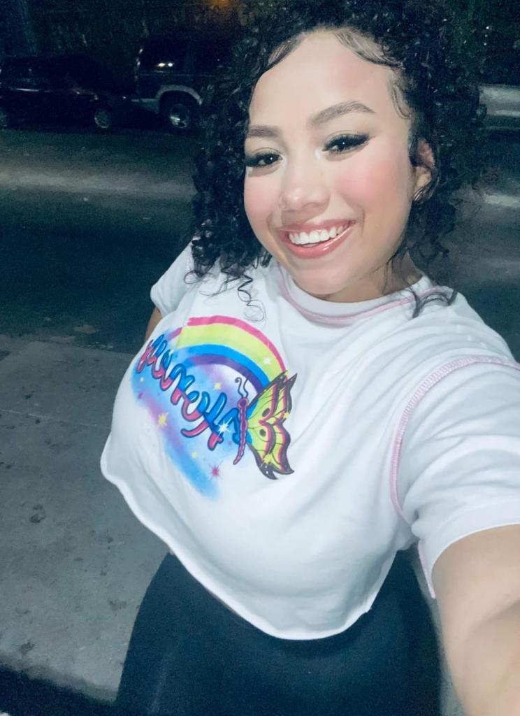 685218373: Chica busca chico en Lérida