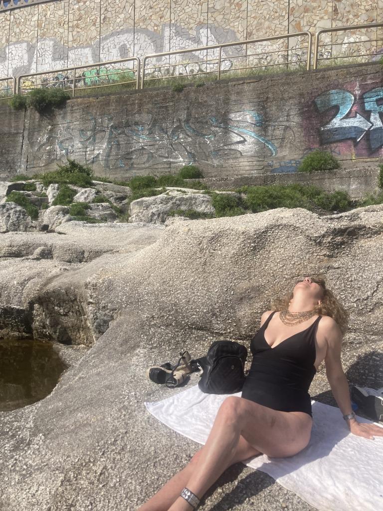 Chica busca chico en La Coruña: 