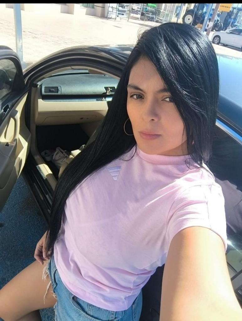 641303287: Chica busca chico en Murcia