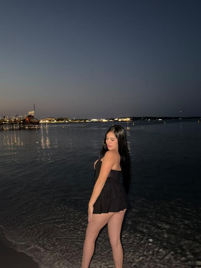 Chica busca chico en Granada: 