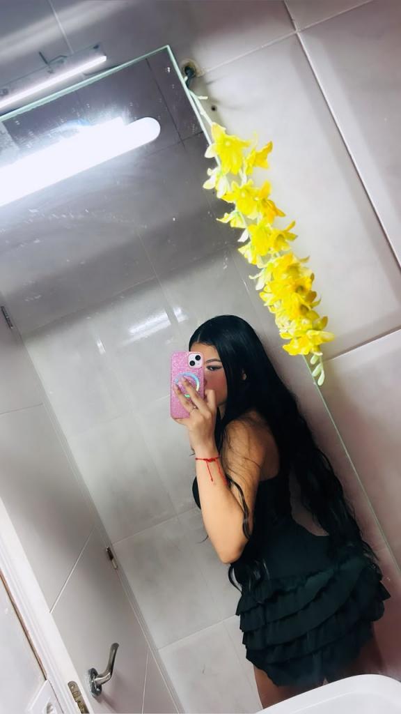 613936906: Chica busca chico en Almería