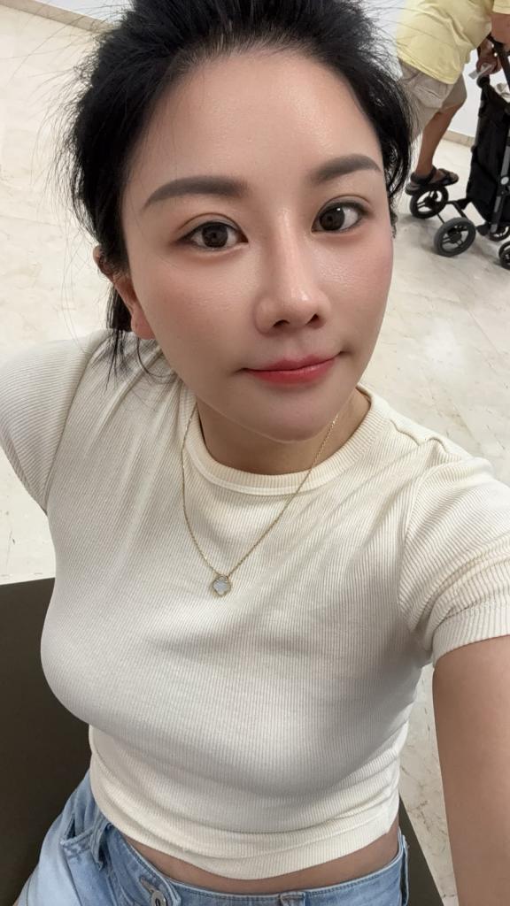 Chica busca chico en Valencia: Chica busca chico