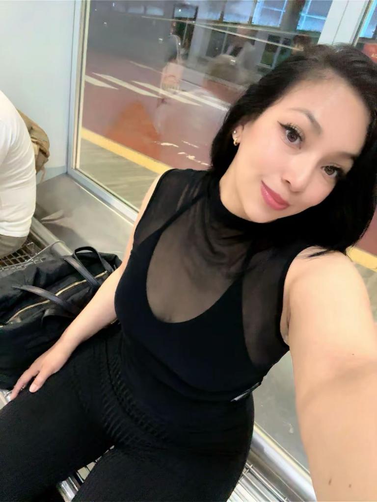 Chica busca chico en Cádiz: 
