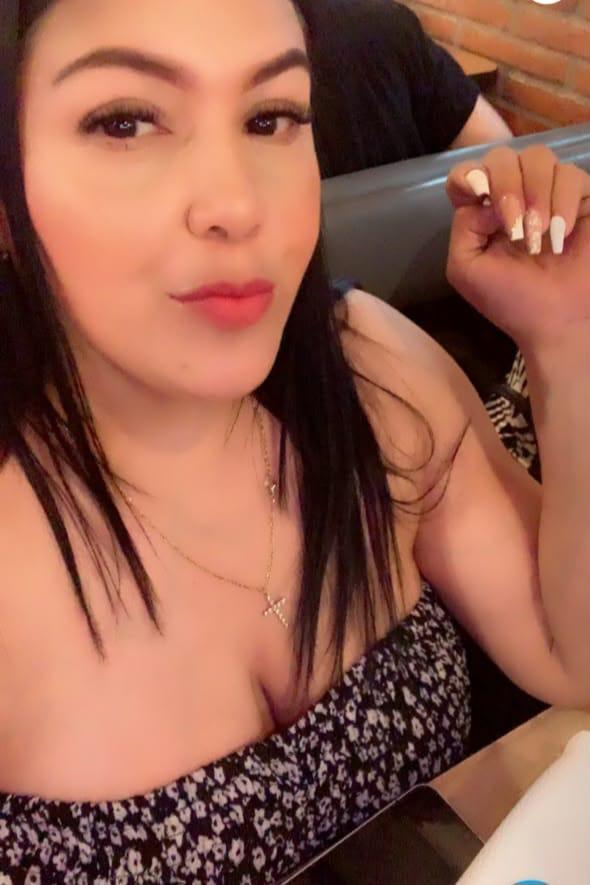 604237059: Chica busca chico en Gerona