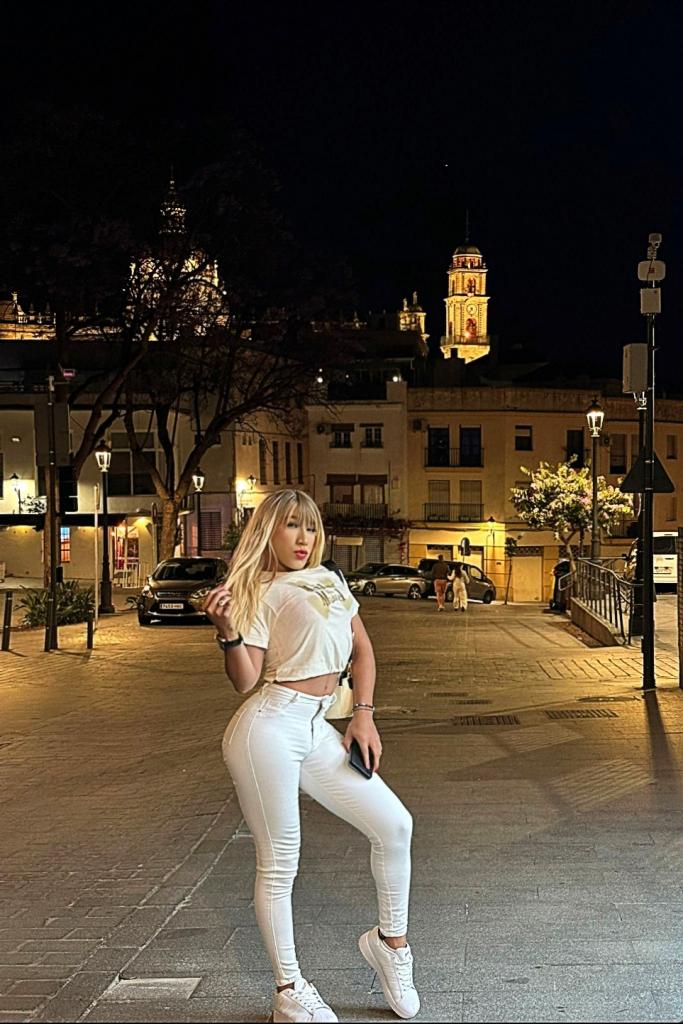613627854: Transexual en Barcelona