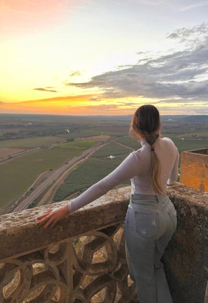 Chica busca chico en Cádiz: 