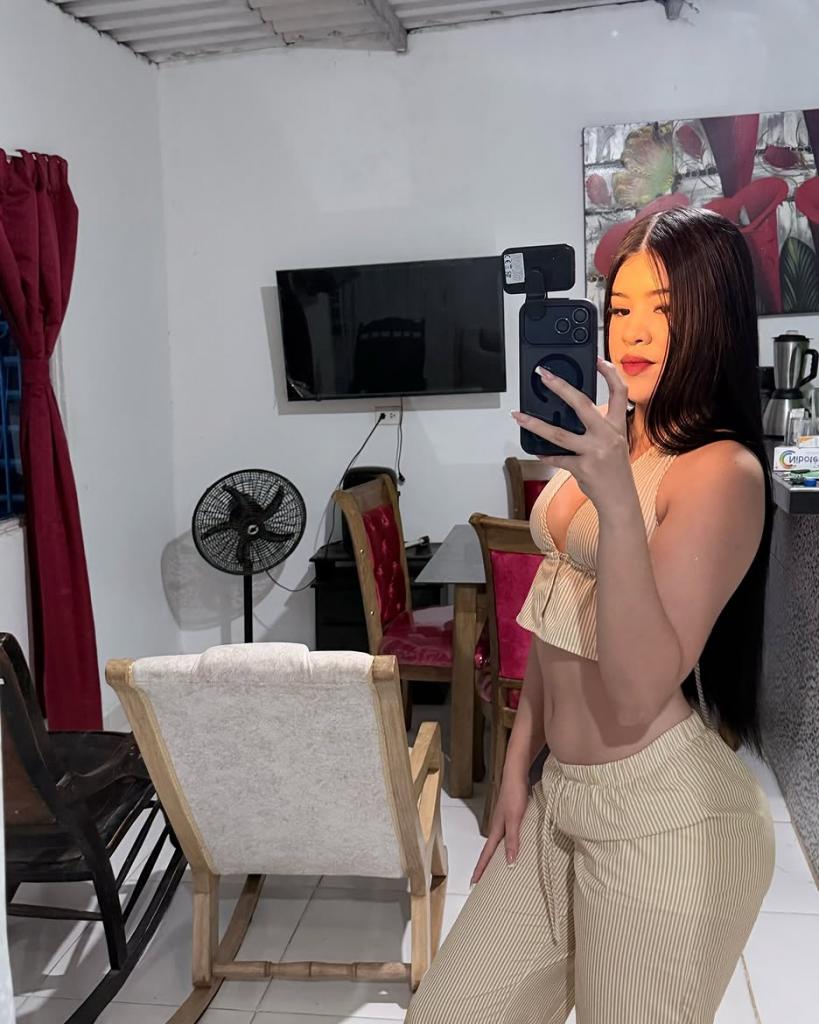 Chica busca chico en Tenerife: Chica busca chico
