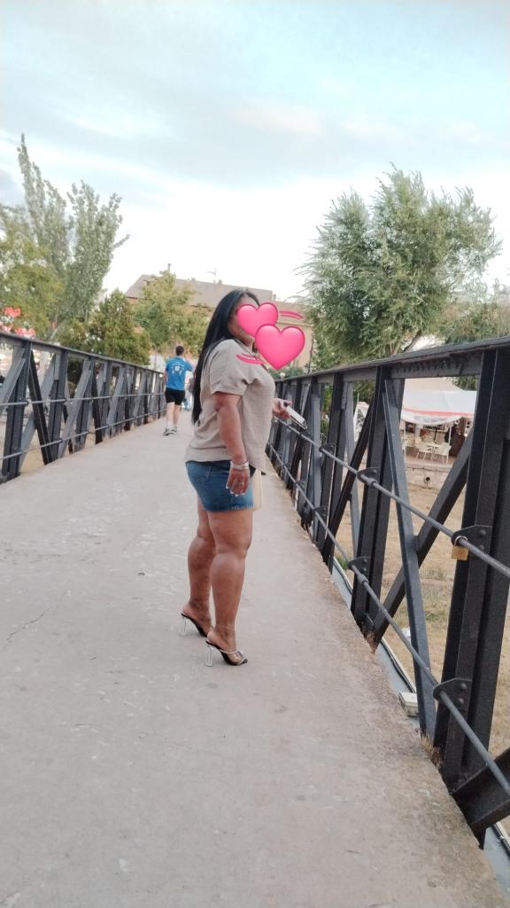 Chica busca chico en Toledo: 