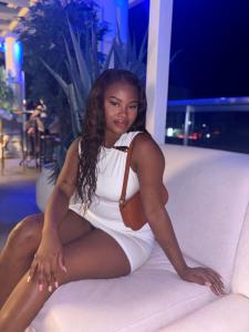 631063953: Chica busca chico en Tenerife