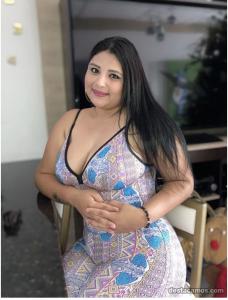 641303287: Chica busca chico en Murcia