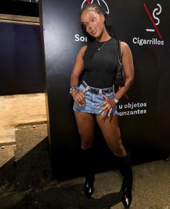 618845558: Chica busca chico en León