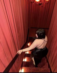 621093611: Chica busca chico en Granada