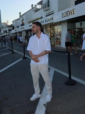 662632297: Chico busca chica en Valencia