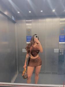 666314466: Chica busca chico en Ibiza