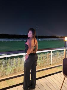 697761542: Chica busca chico en Tenerife