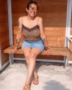 611208635: Chica busca chico en Orense