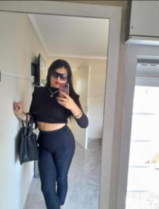 693679250: Travesti en Barcelona