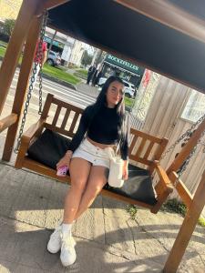 611204284: Chica busca chico en Alicante