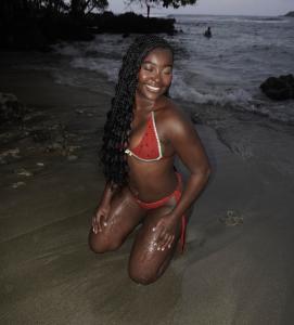 604387757: Chica busca chico en Murcia