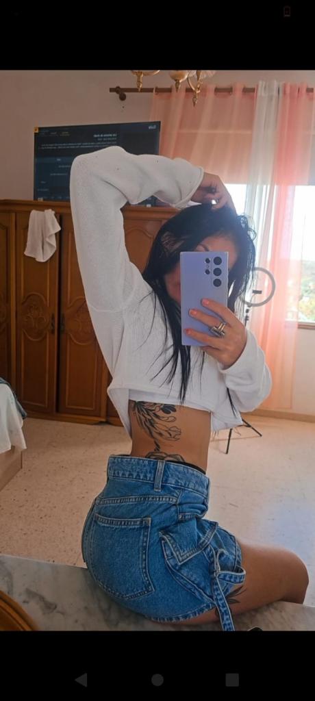Chica busca chico en Tenerife: 