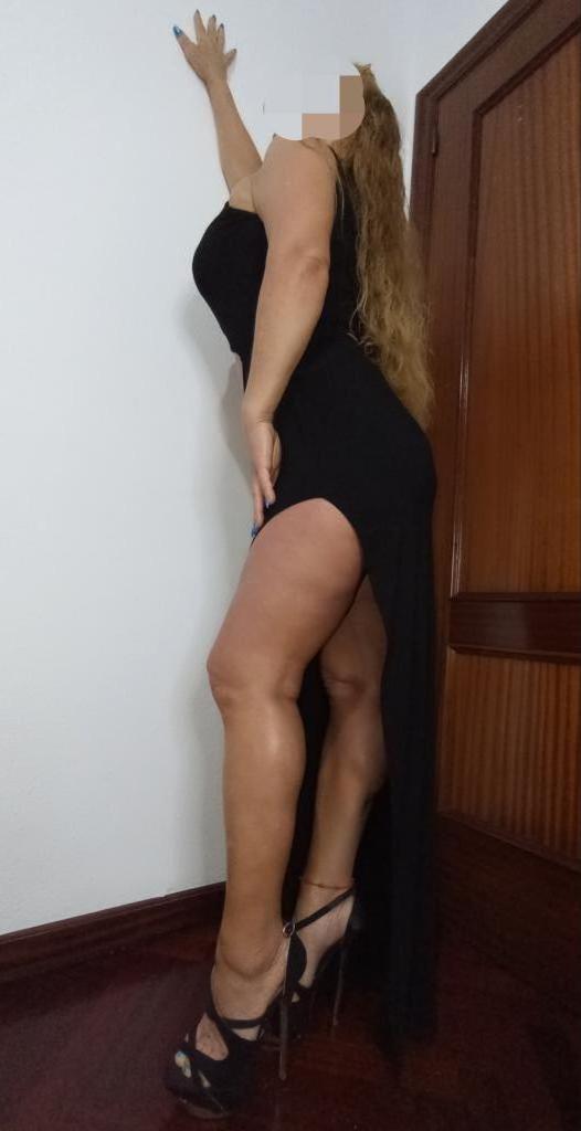 Chica busca chico en Orense: 